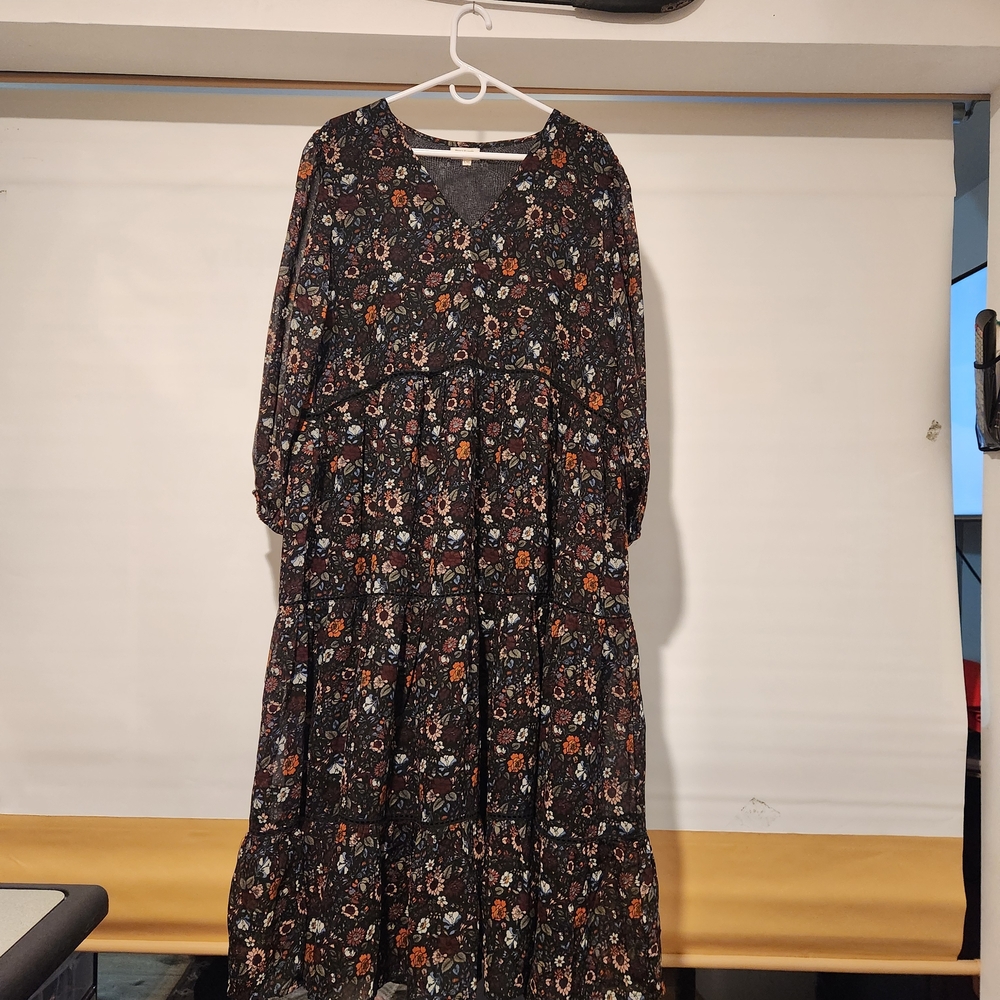 Cost Plus World Market Black Floral Long Sleeve Dress
